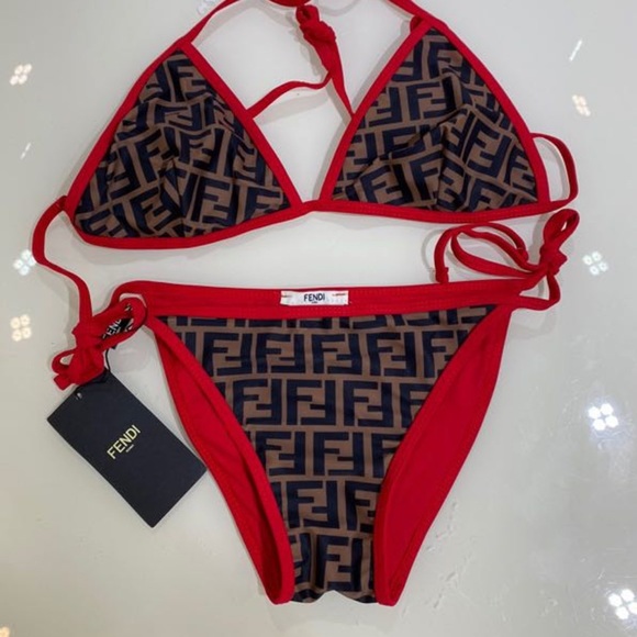 Fendi bikini - Picture 5 of 7